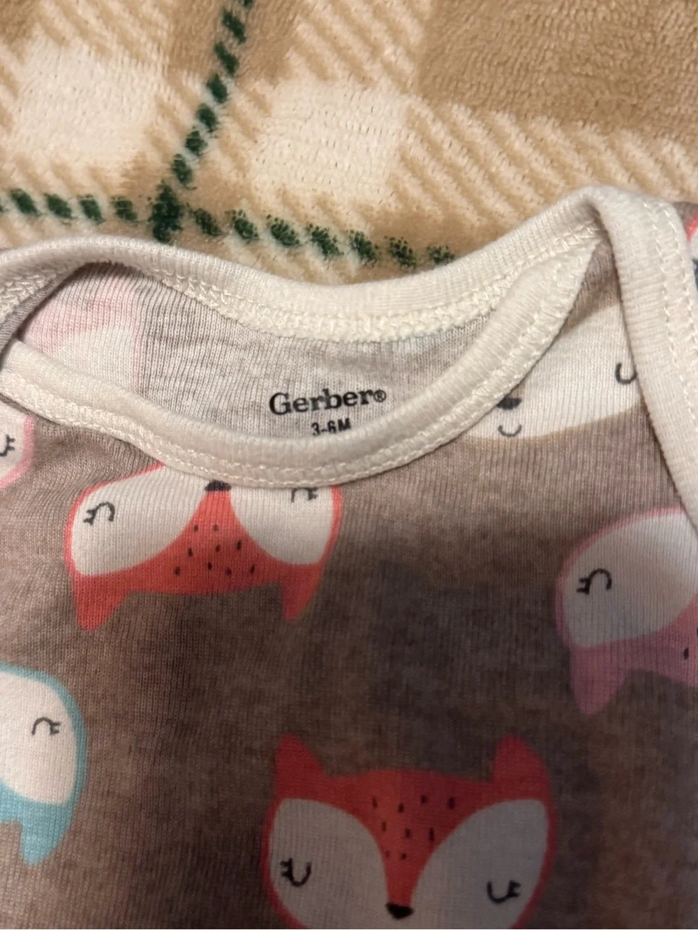 Gerber Gray Fox Faces Short-Sleeve One-Piece Bodysuit with Pink & Teal Accents